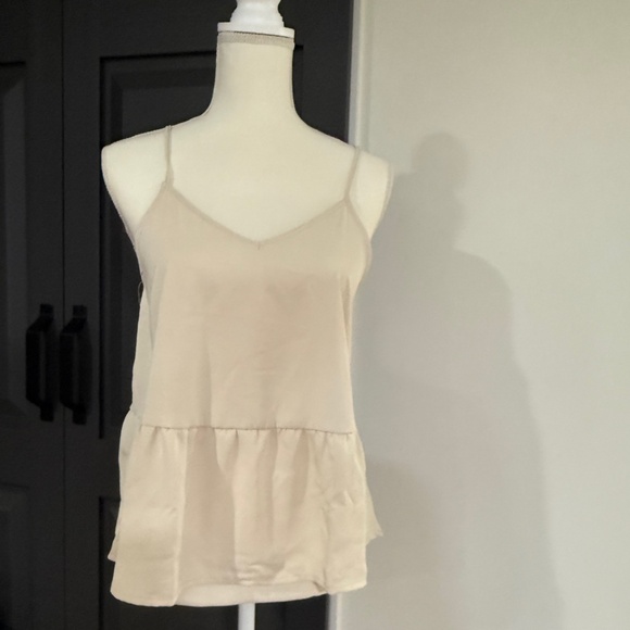 Olive + Oak Women's Cream Peplum Tank Size Small, NWT, Tie-Back, Blouse, Summer - Picture 8 of 9